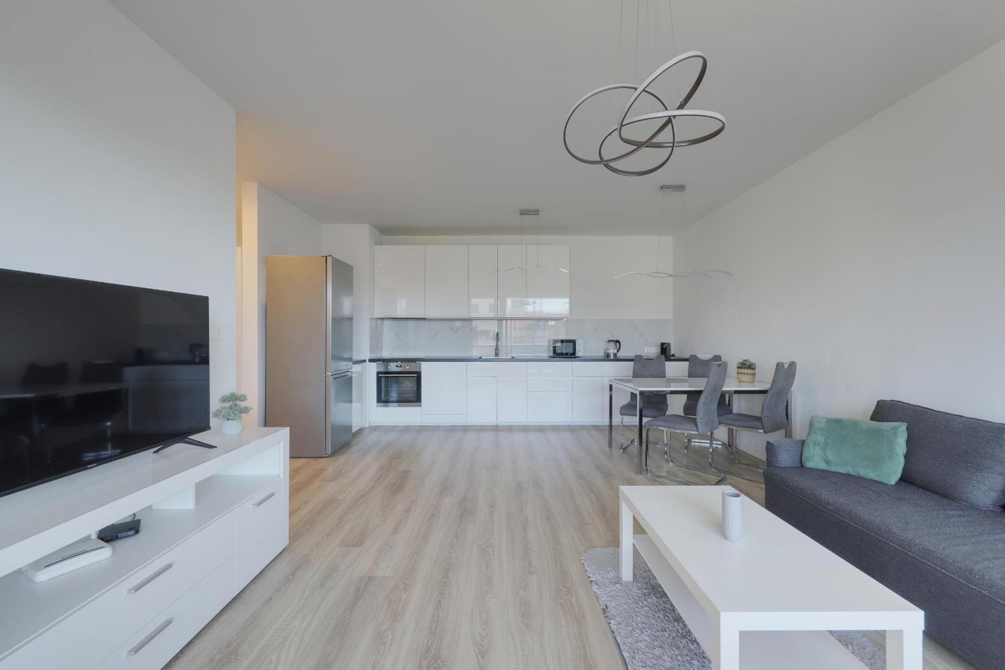 Bazova With Free Parking Apartmán *