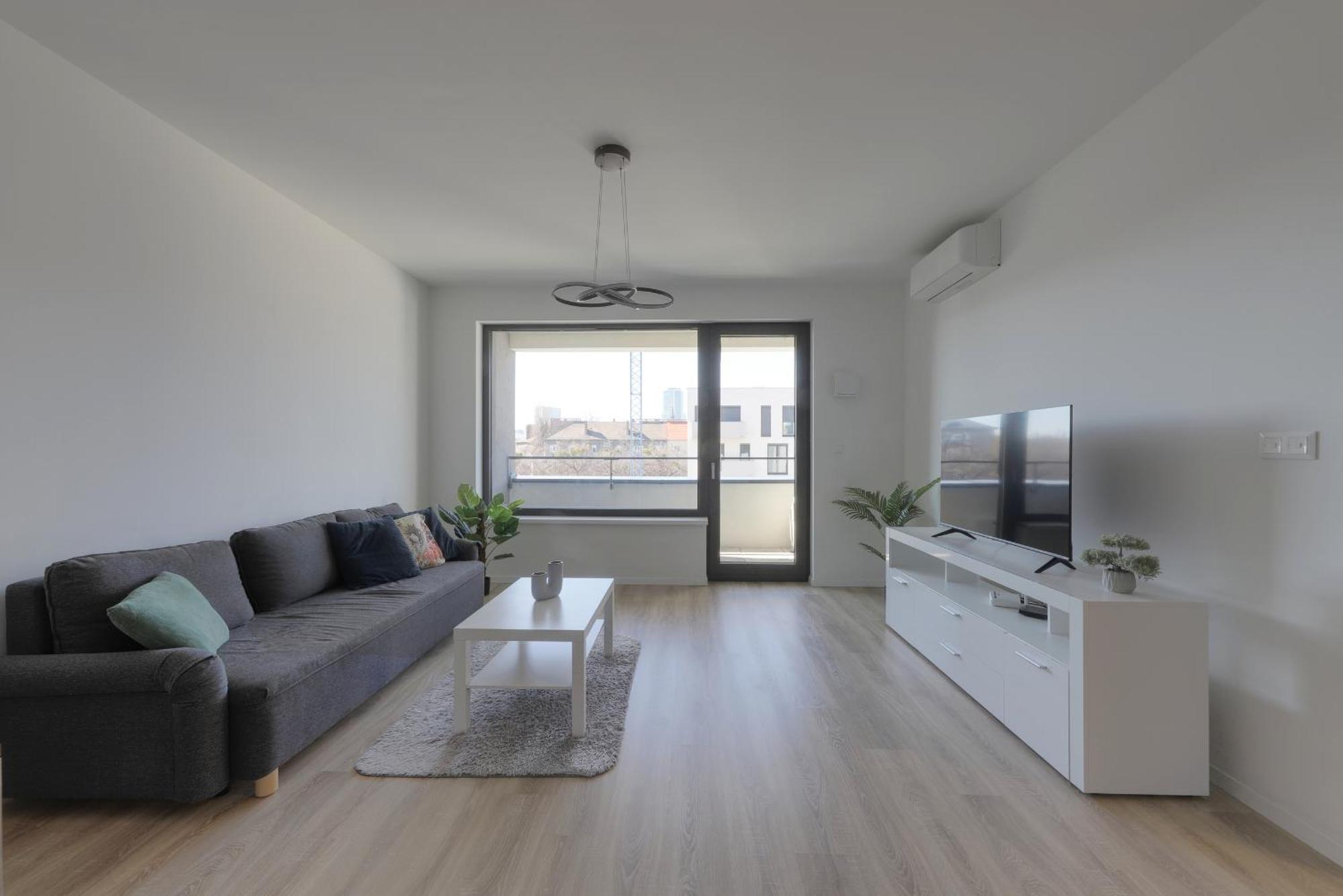 Bazova With Free Parking Apartmán *