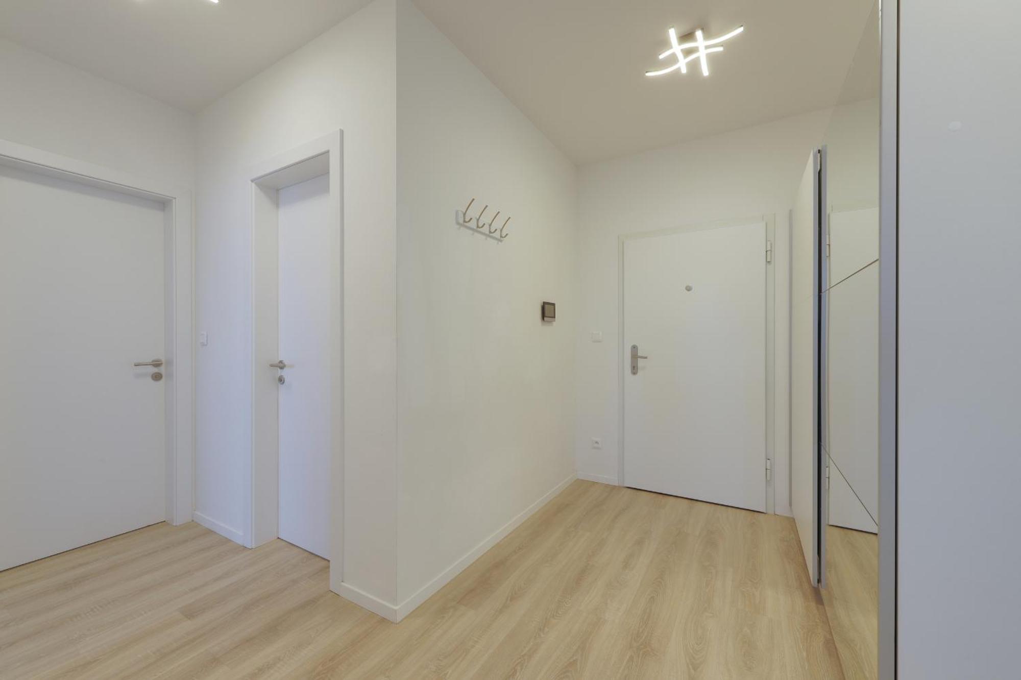 Bazova With Free Parking Apartmán